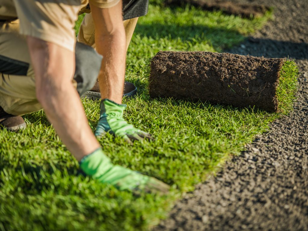 installing putting green turf near Milford CT
